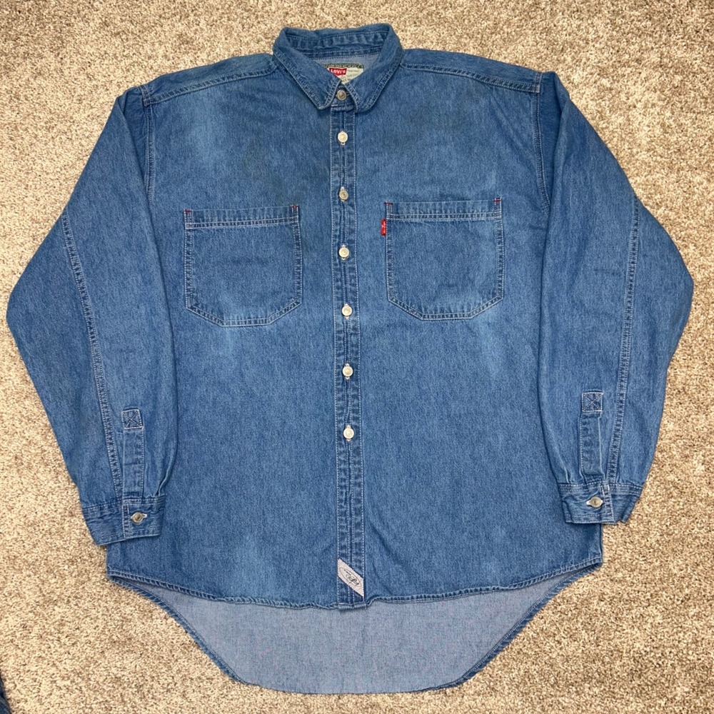 Vintage Levi's Denim Button Front Shirt Men Size Large Distress Stain* 90s Blue
